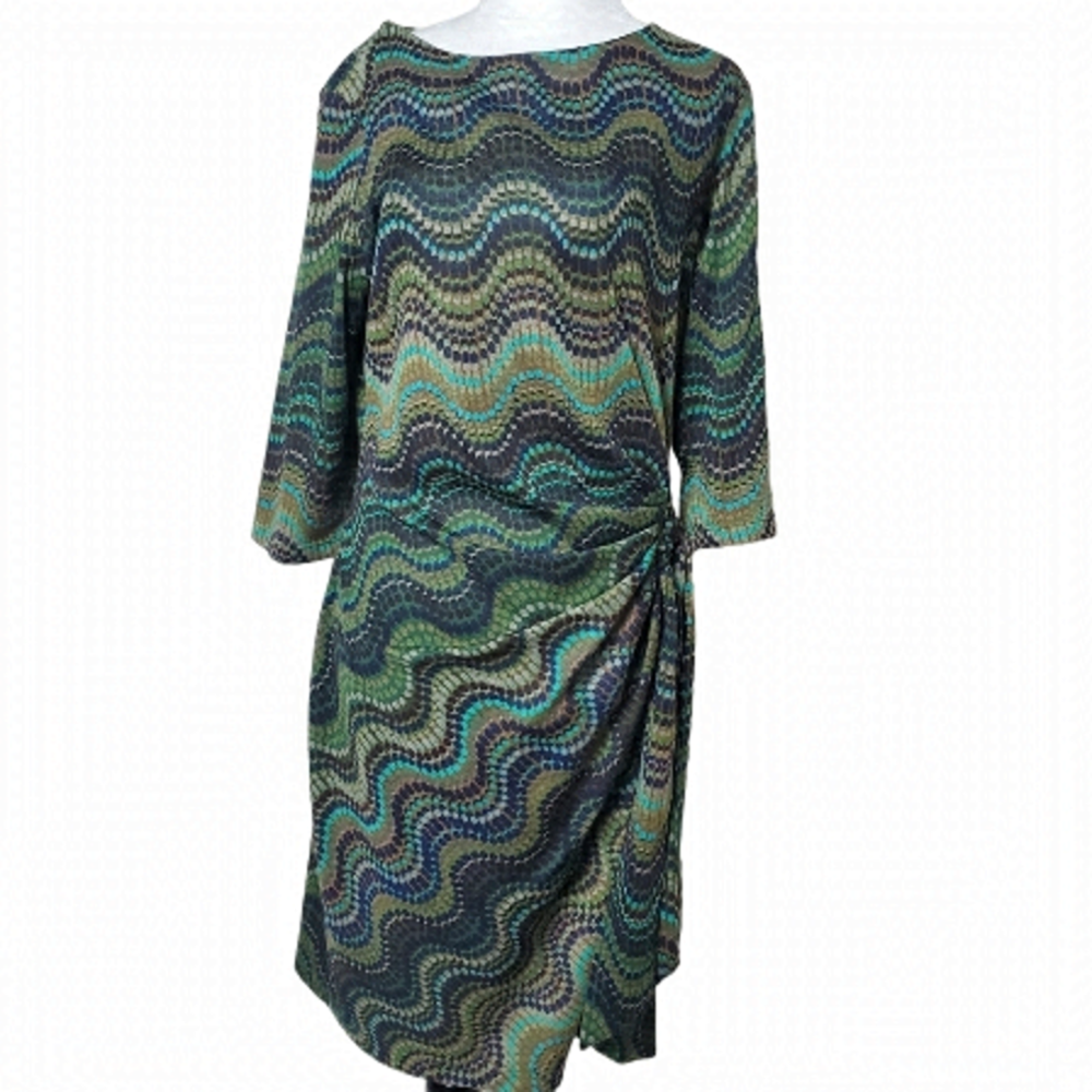 RUCHED Dress with three Quarter Sleeve, Crewneck, Side Tie, Bubble Wave Pattern
